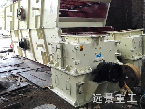 高效錘式制砂機(jī)4
