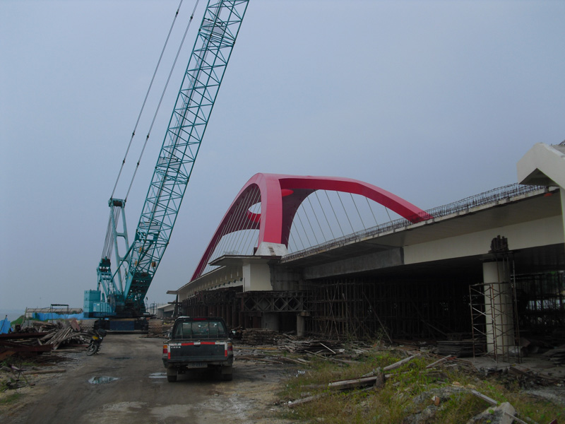北海高德港大橋(16) - 廣西三象建筑安裝工程有限公司 www.cxyhslwjc.cn