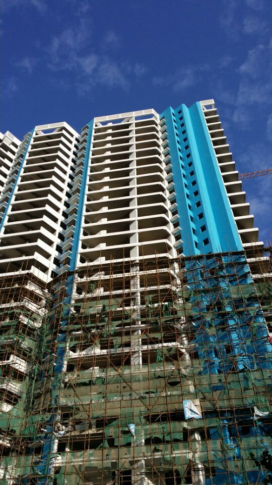 桂林漓江藍(lán)灣外墻涂料裝飾工程(56) - 廣西三象建筑安裝工程有限公司 www.cxyhslwjc.cn